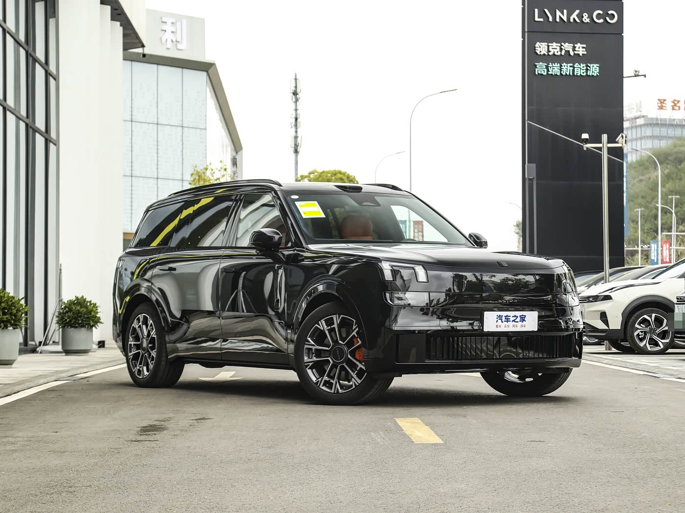 LYNK & CO 900 ULTRA 1.5 AT, 2026, 5 МЕСТНЫЙ
